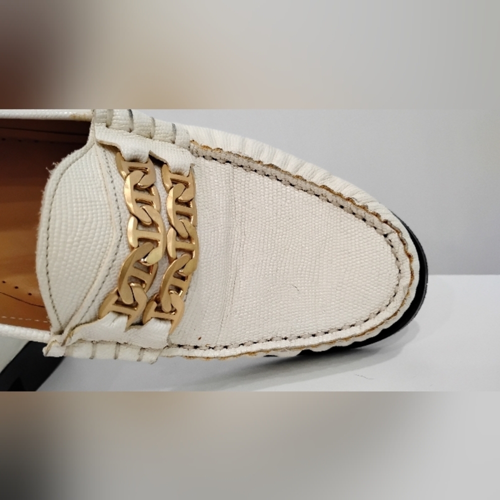 SANDRO PARIS PEBBLED WHITE LOAFERS - Picture 11 of 11